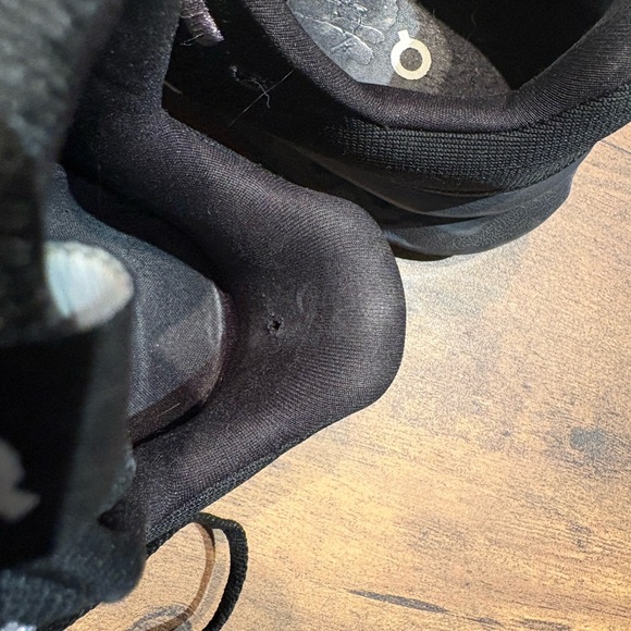 On Running Women’s Black Athletic Shoes - Picture 4 of 6